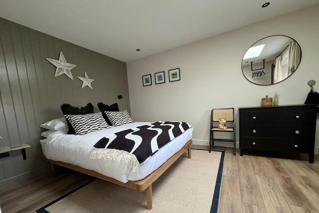 Nᴼ 21 Beautiful Cosy Modern Traditional Cottage Lionel Buitenkant foto